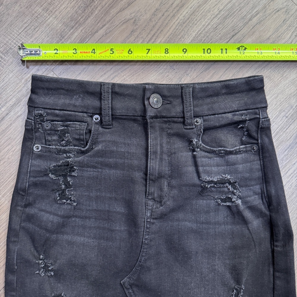 American Eagle Outfitters Black Denim Curvy Hi-Rise Skirt - Size 00 Regular - Picture 4 of 10